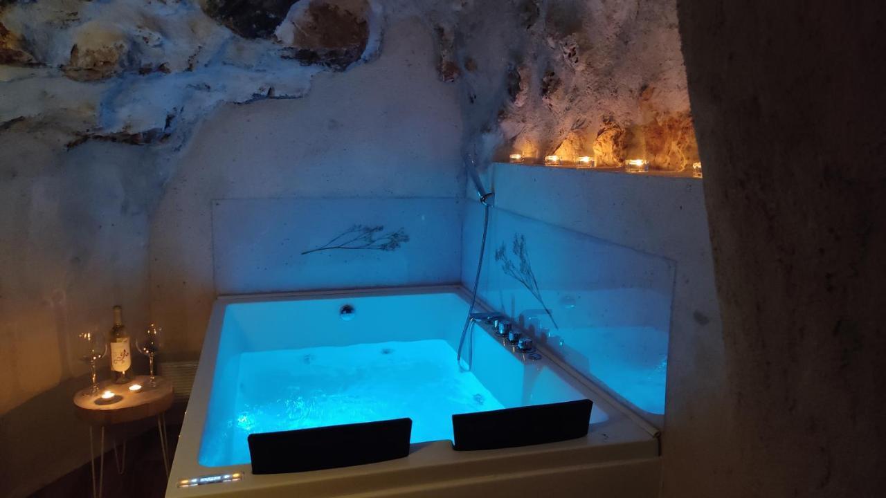 Chinchón Las Cuevas Del Agua מראה חיצוני תמונה